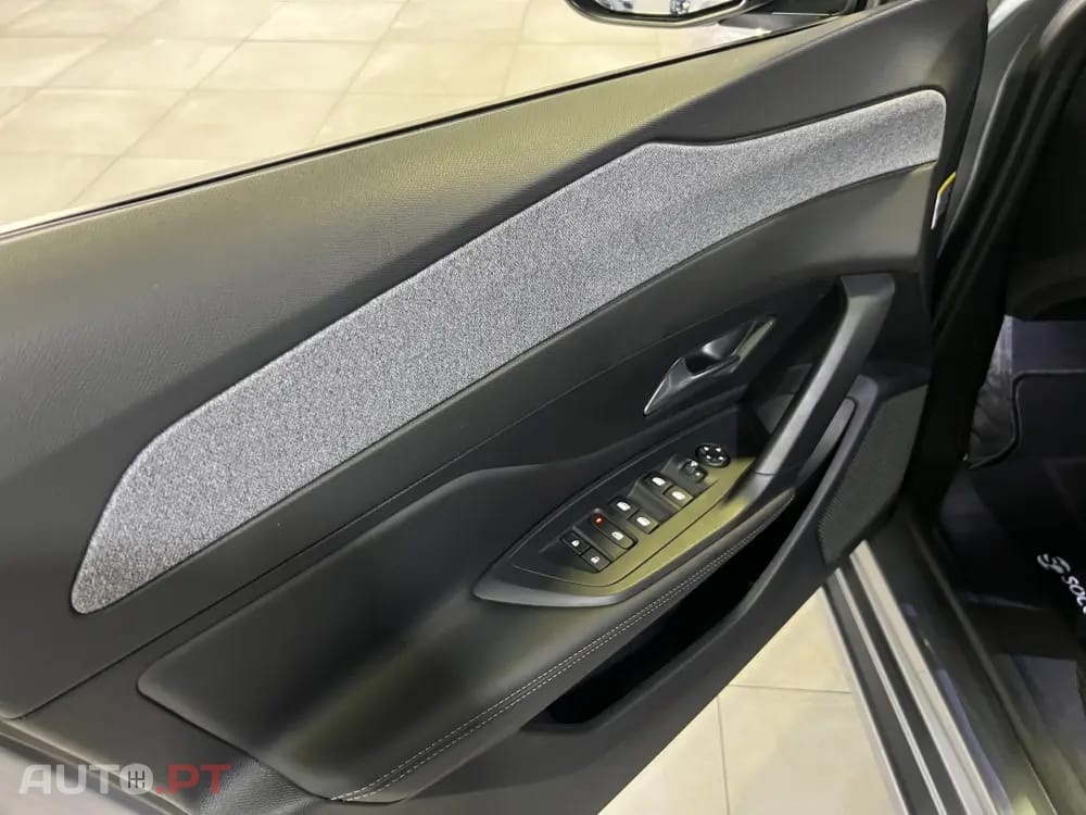 Peugeot 308 SW 1.2 Hybrid Allure e-DCS6