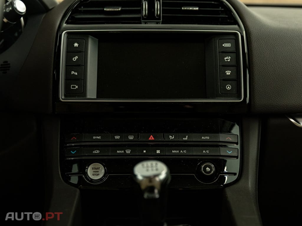Jaguar F-Pace 2.0 i4D Portfolio