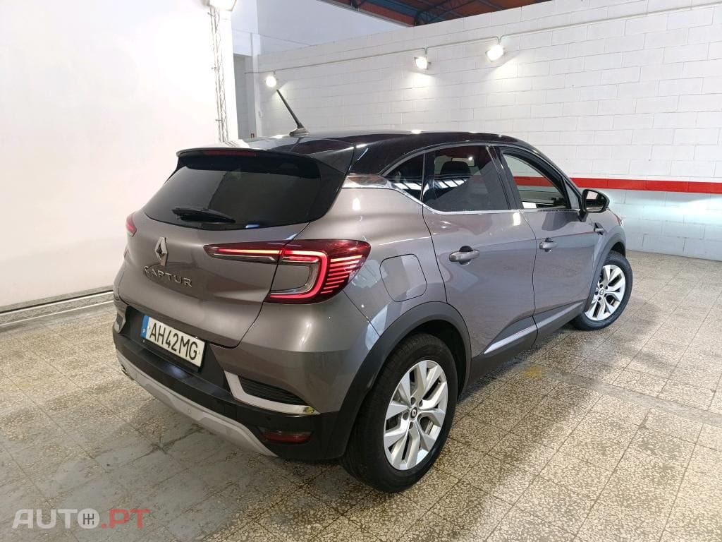 Renault Captur 1.0 TCe Intens