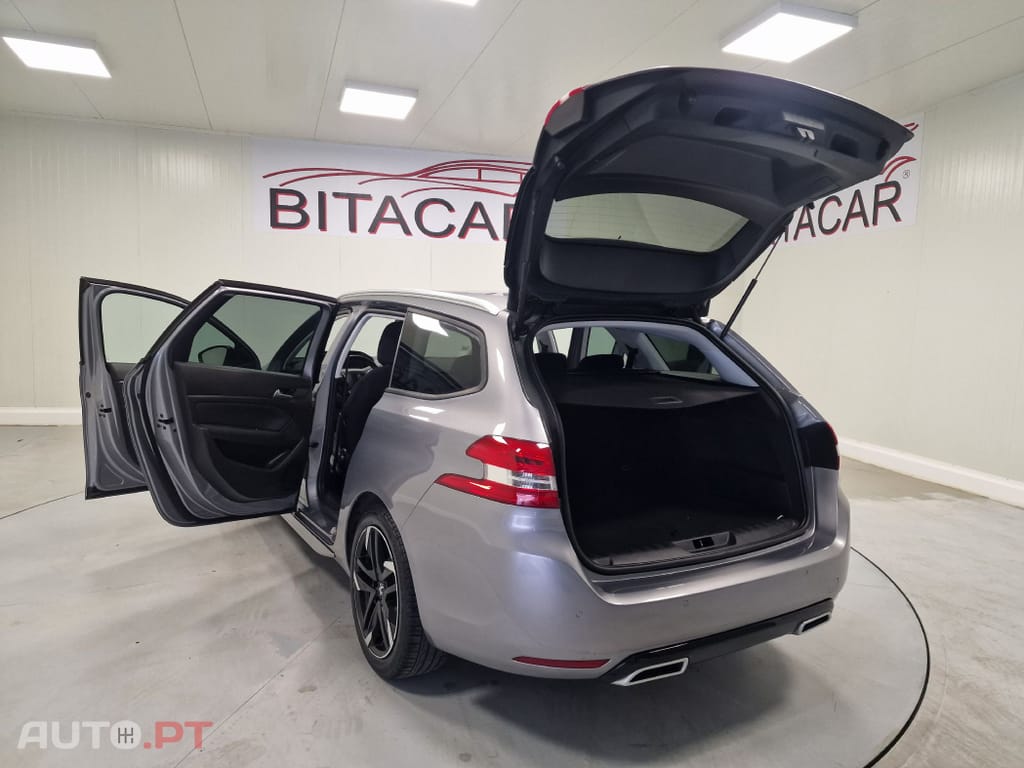 Peugeot 308 SW 1.5 BLUEHDI STYLE