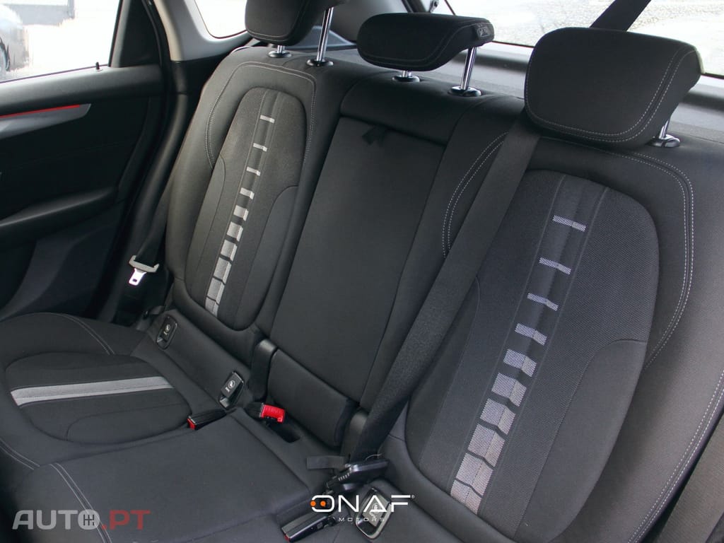 BMW 216 Active Tourer d Line Sport