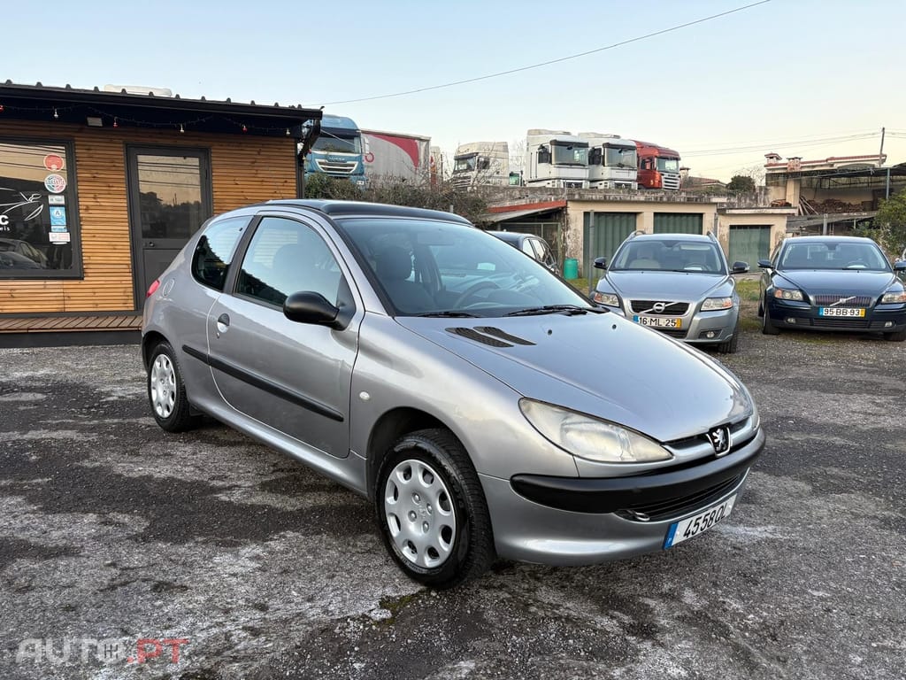 Peugeot 206 1.1 Color Line