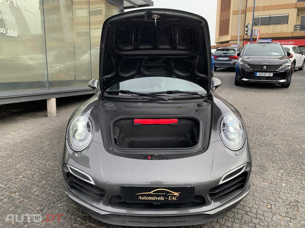 Porsche 911 Turbo S PDK