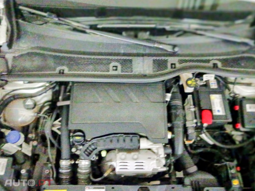 Peugeot 2008 1.2 PureTech Style