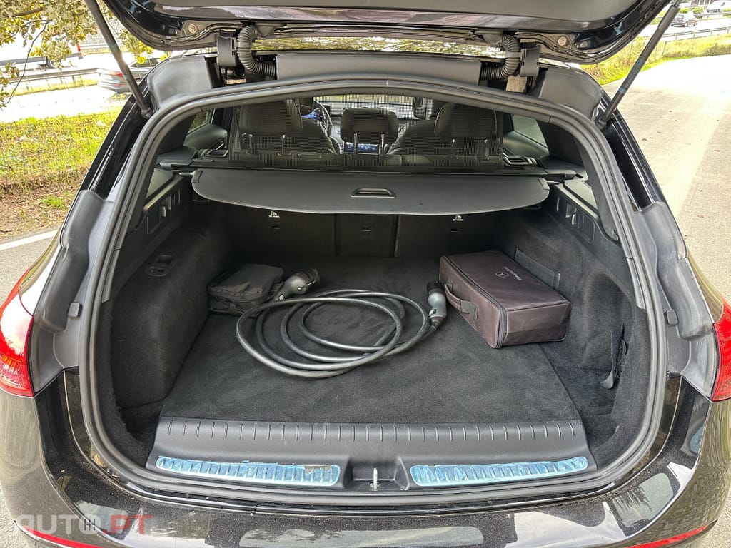 Mercedes-Benz C 300 e AMG Line