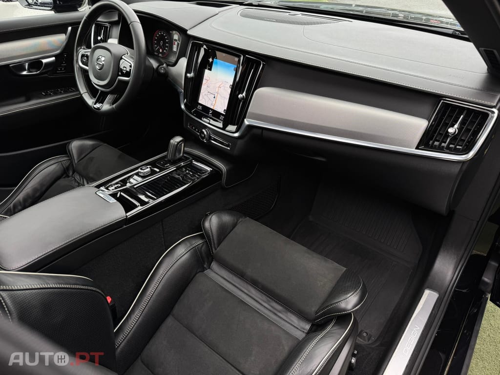 Volvo V90 2.0 T8 PHEV R-Design AWD