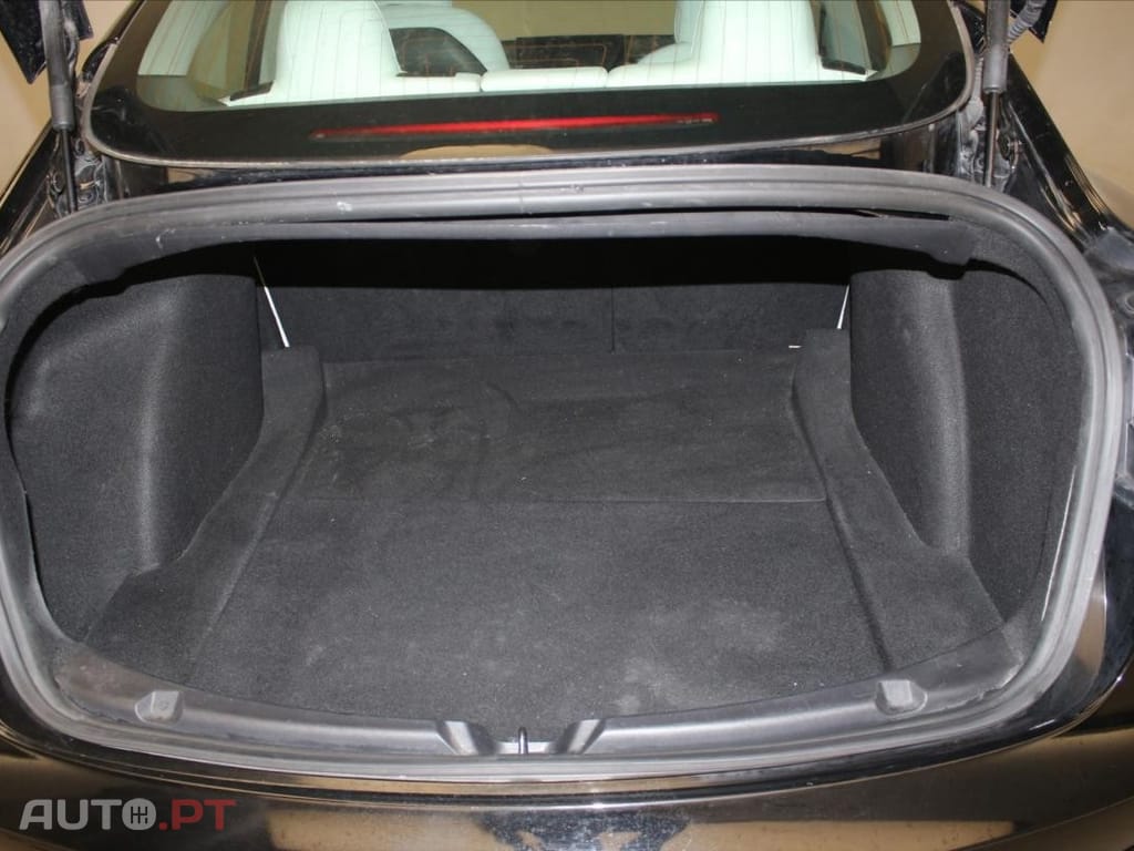 Tesla Model 3 AWD Dual Motor Performance