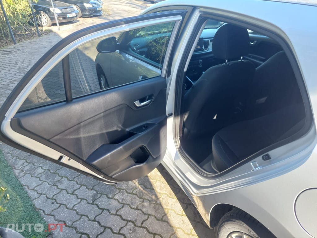 Kia Rio 1.0 T-GDI TX