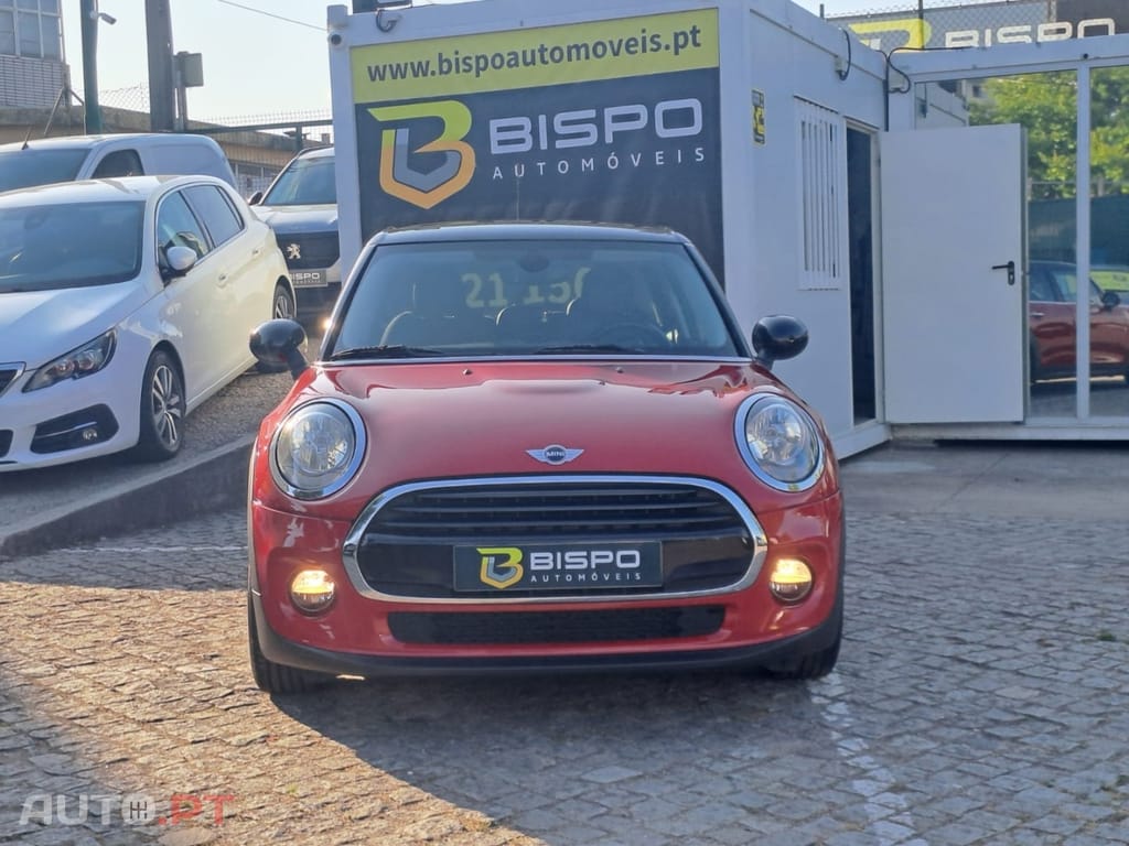 MINI Cooper Cooper D
