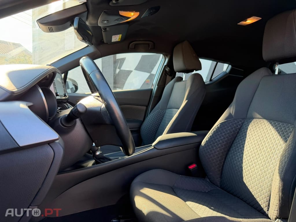 Toyota C-HR 1.8 Hybrid Comfort