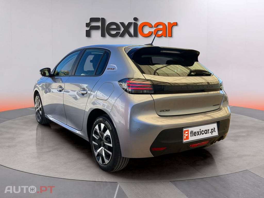 Peugeot 208 1.2 Hybrid Style e-DCS6