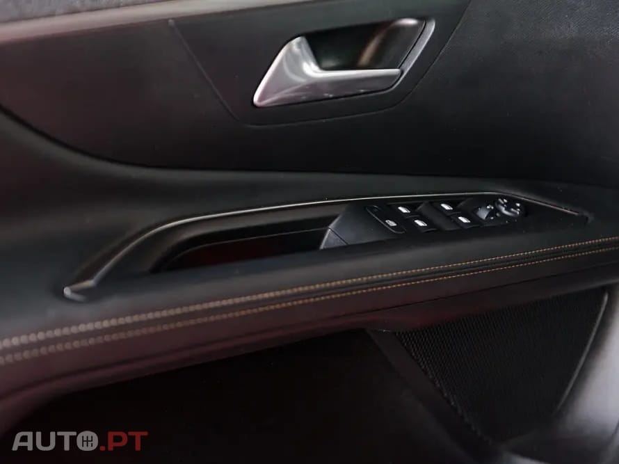 Peugeot 3008 1.5 BlueHDi GT EAT8