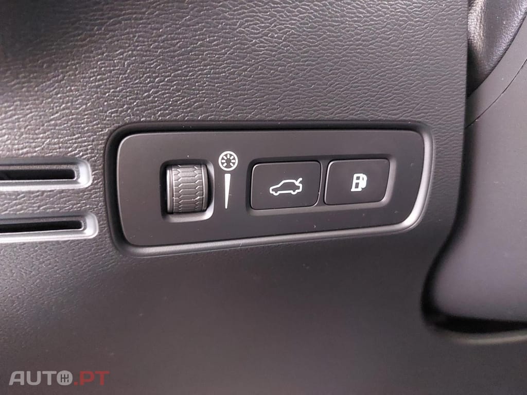 Volvo XC40 1.5 T4 PHEV Inscription Expression