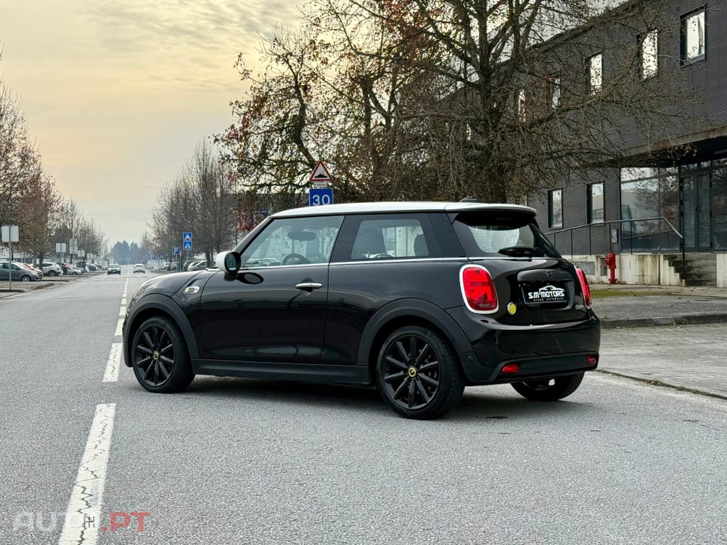 MINI Cooper Cooper SE