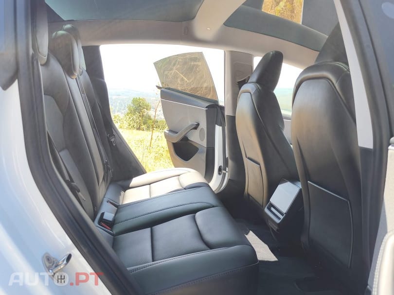 Tesla Model 3 Standard RWD