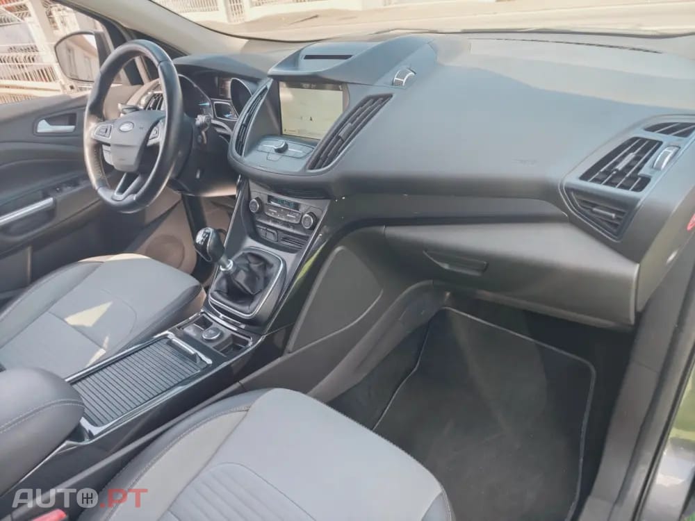 Ford Kuga 1.5 TDCi EcoBlue Titanium