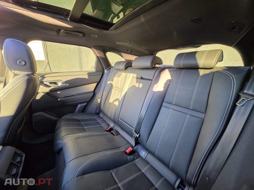 Land Rover Range Rover 2.0 P400e AWD R-Dynamic S