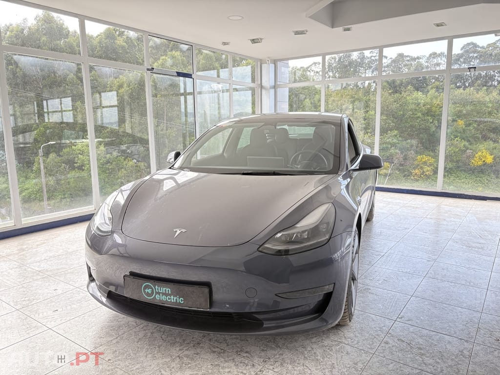 Tesla Model 3 Long-Range Dual Motor AWD