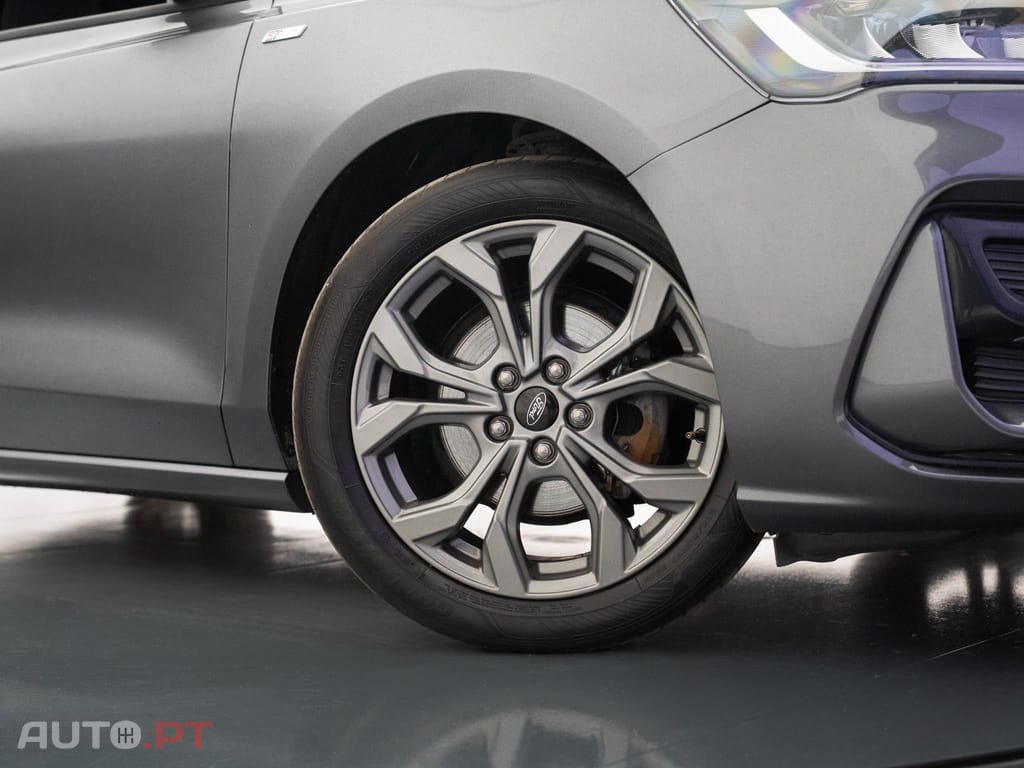Ford Focus SW 1.0 EcoBoost MHEV ST-Line