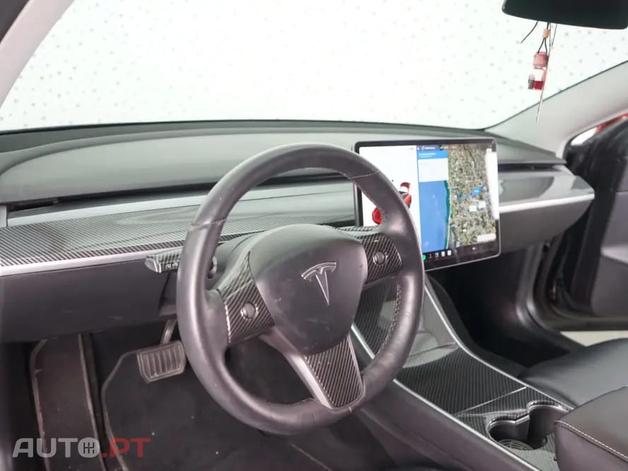 Tesla Model 3 Long Range AWD Dual Motor