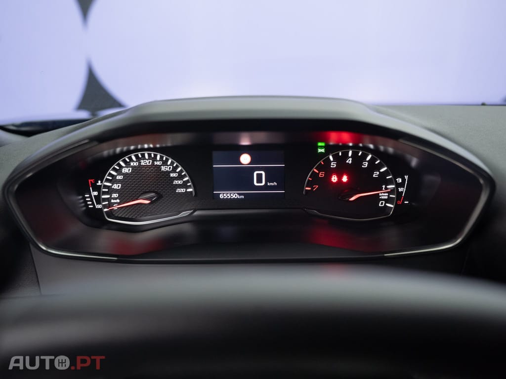 Peugeot 2008 1.2 PureTech Active Pack