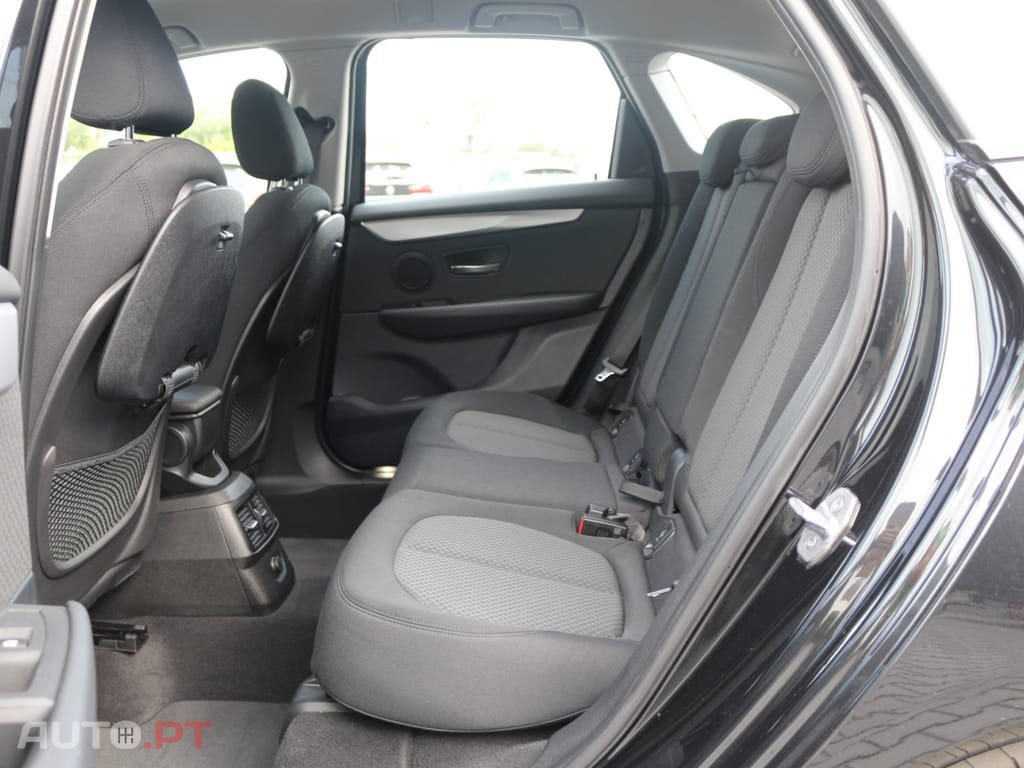 BMW 216 d