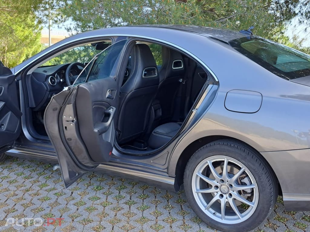Mercedes-Benz CLA 180 d Urban
