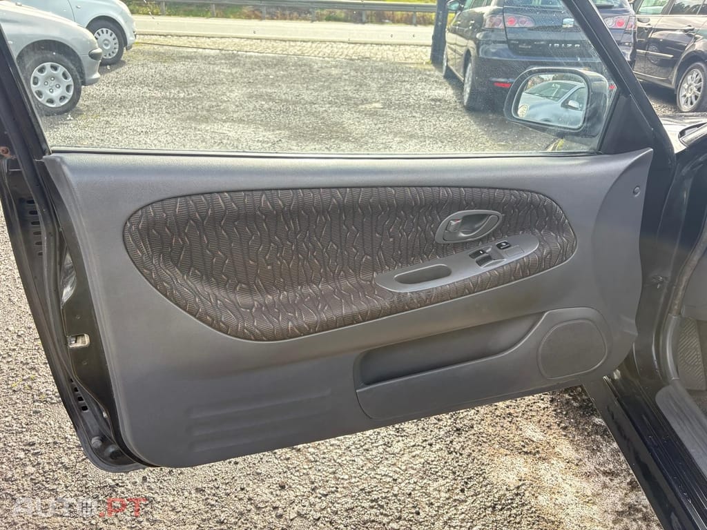 Mitsubishi Colt 1.3 GLX AC+TA