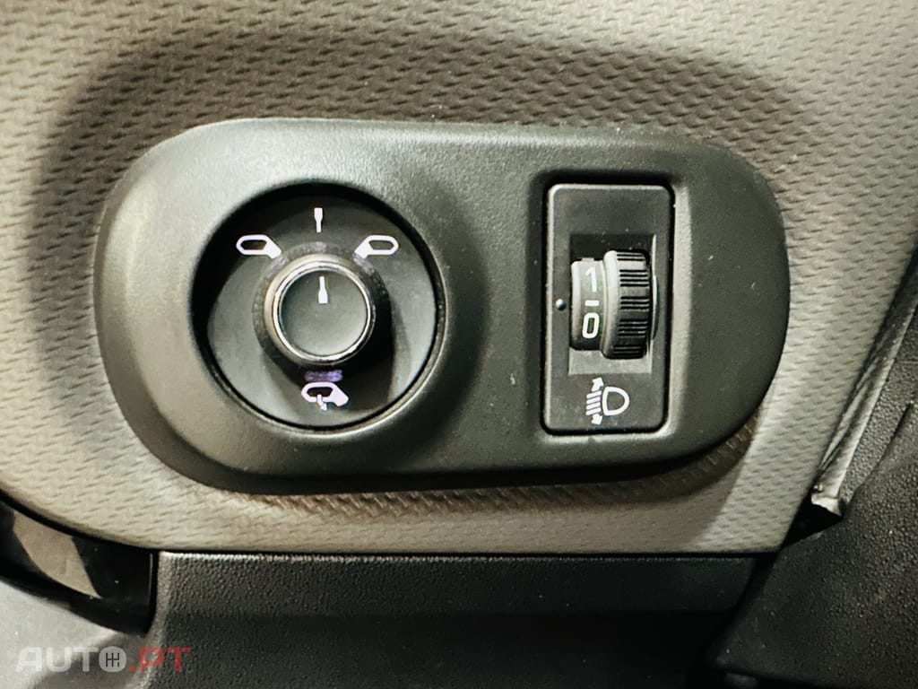 Citroen C4 Cactus 1.2 PureTech Shine EAT6