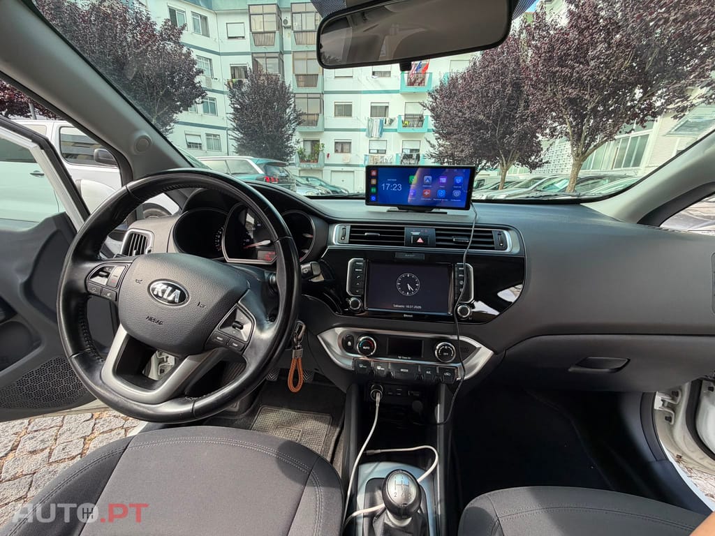 Kia Rio UB