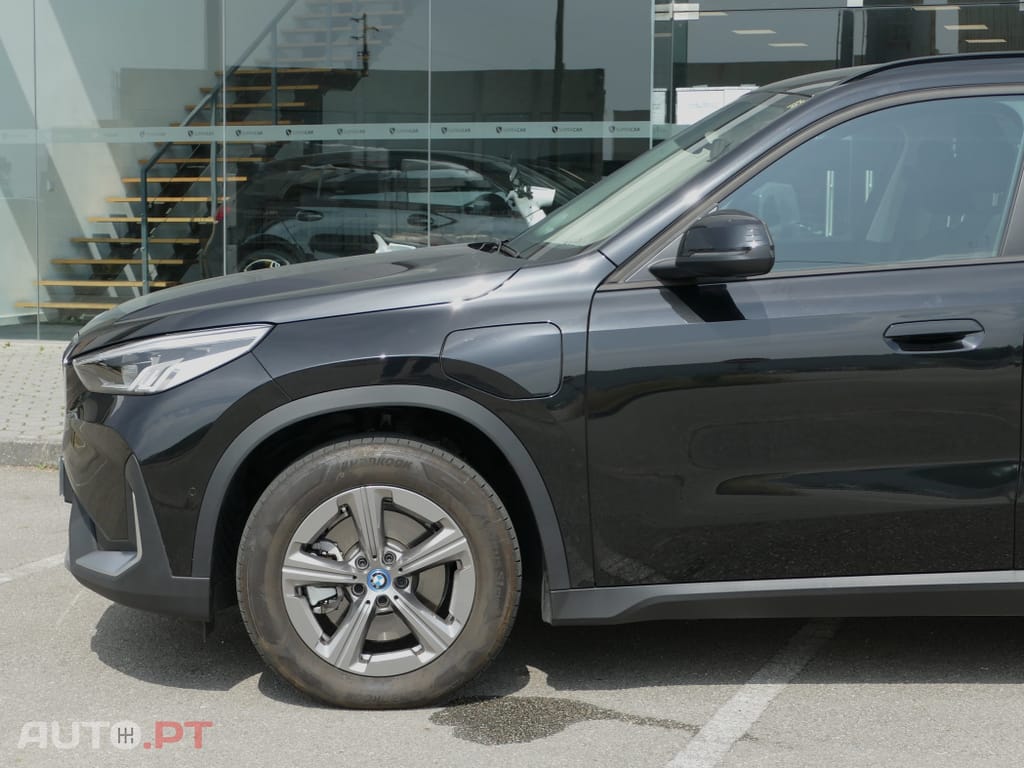 BMW X1 xDrive25e