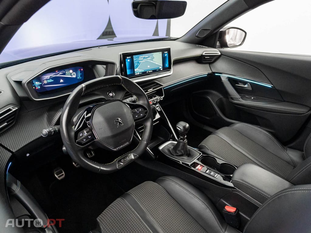 Peugeot 2008 1.2 PureTech GT