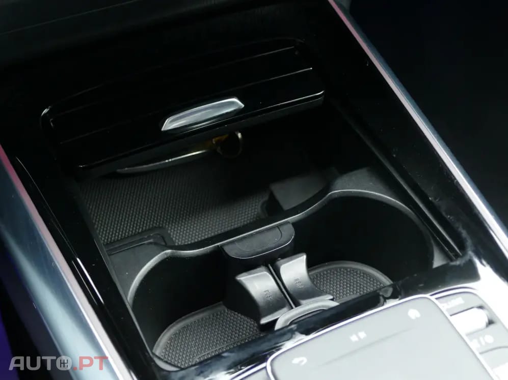 Mercedes-Benz EQA 250 AMG Line