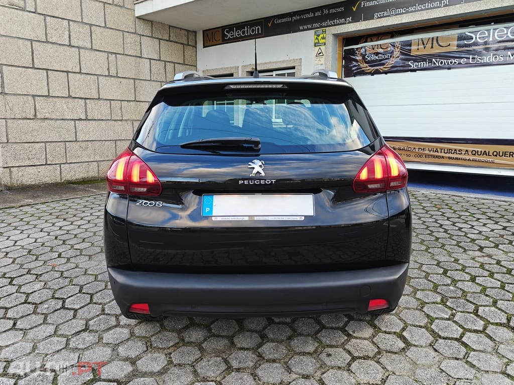 Peugeot 2008 1.5 BlueHDi Style