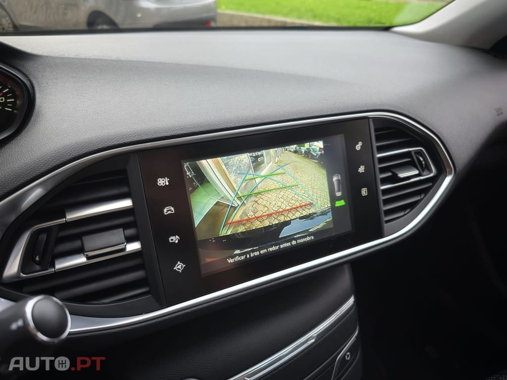 Peugeot 308 SW 1.6 BlueHDi Style J17