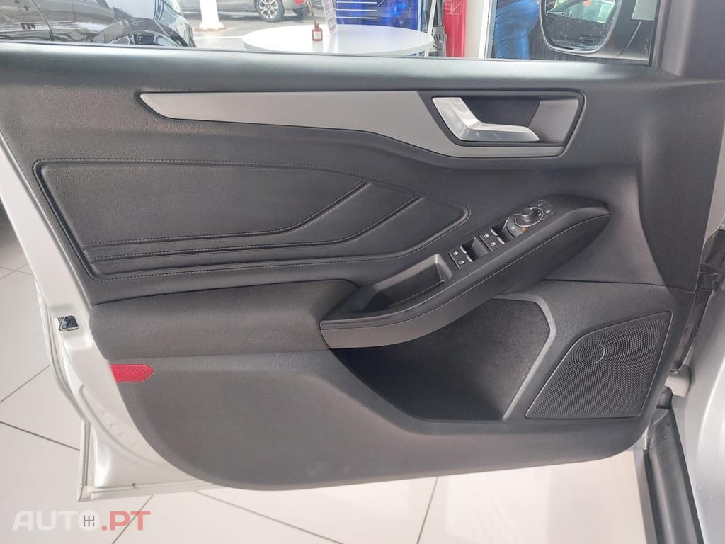 Ford Focus SW 1.0 EcoBoost Connected