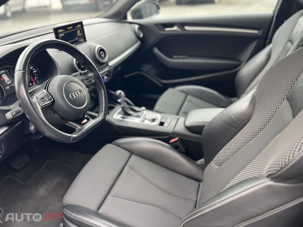 Audi A3 1.6 TDI (clean diesel) S tronic S line Sport Pack