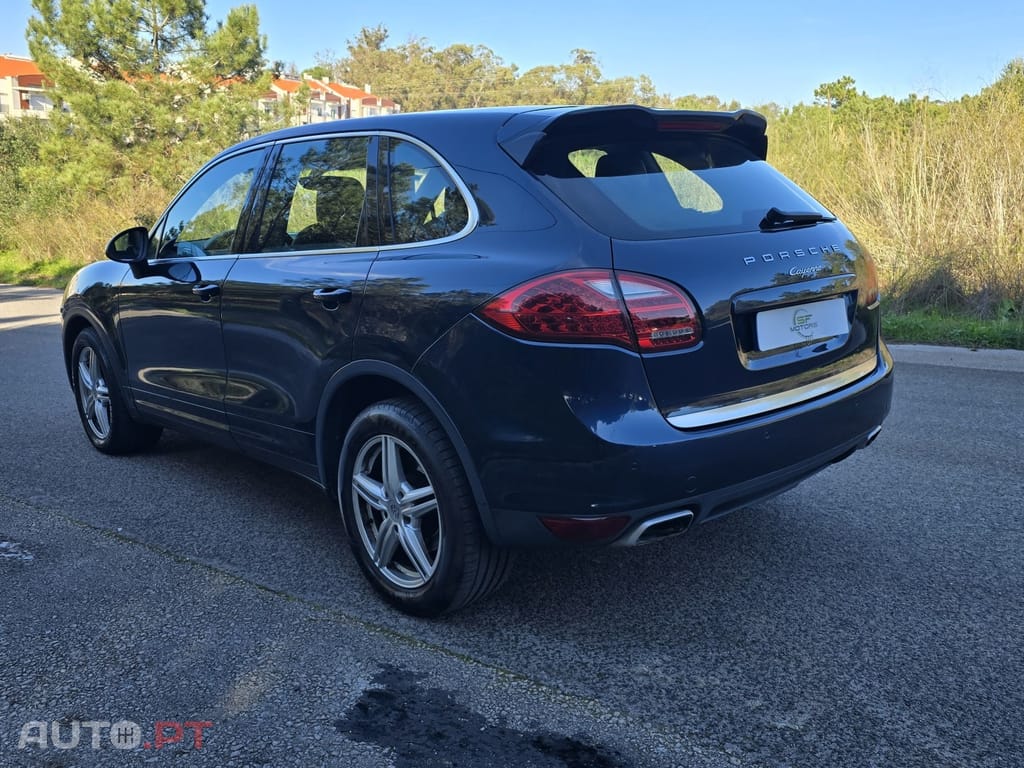 Porsche Cayenne Platinum Edition