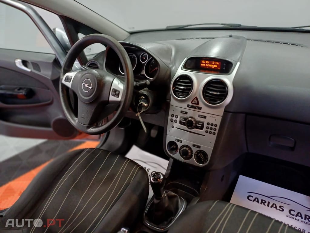 Opel Corsa 1.2 Enjoy