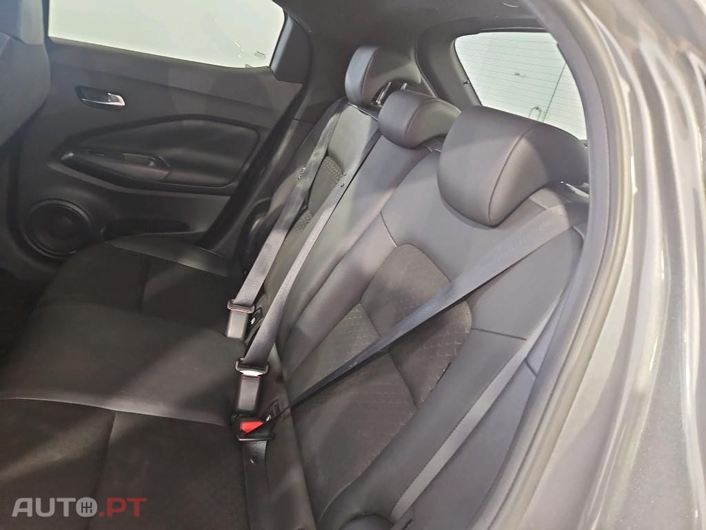 Nissan Juke 1.0 DIG-T N-Connecta DCT