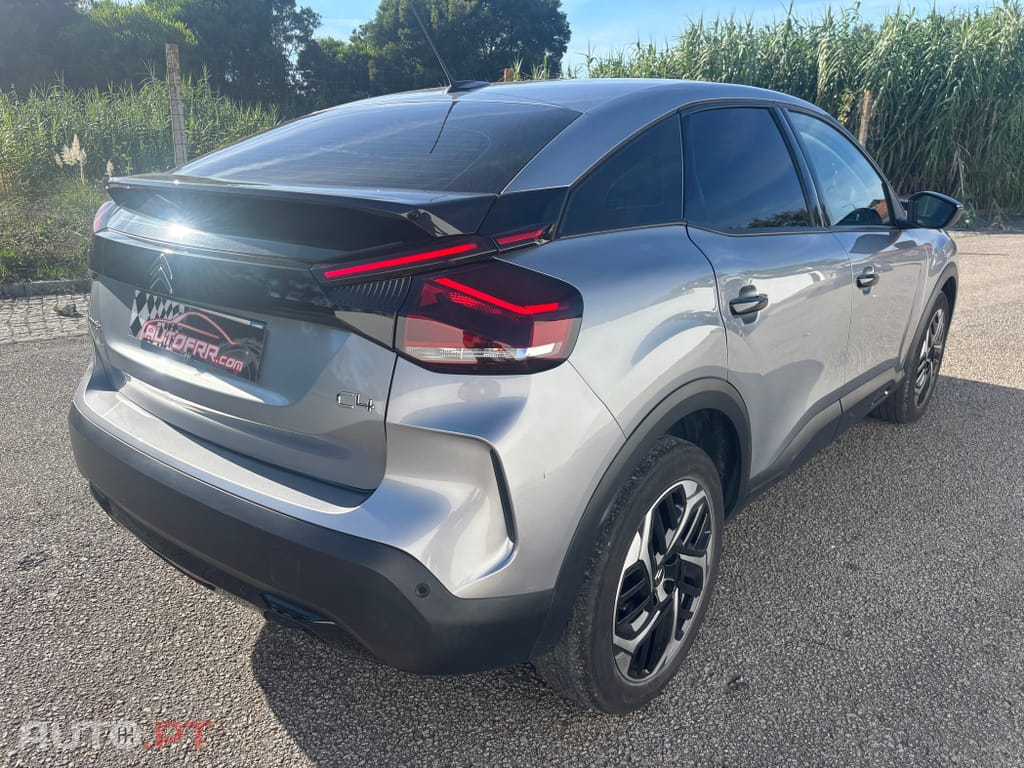 Citroen C4 PureTech 130 Stop&Start SHINE