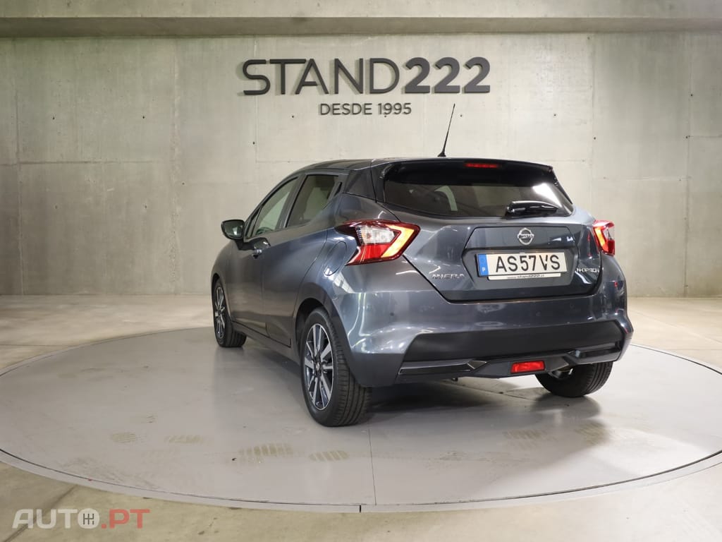 Nissan Micra 1.0 IG-T N-Design Black P: Navy CVT