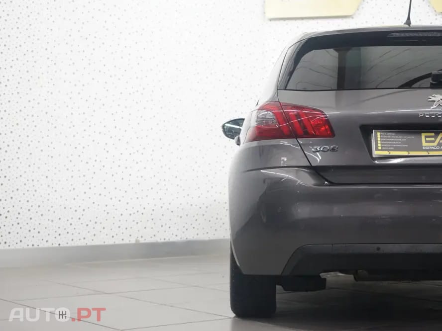 Peugeot 308 SW 1.2 PureTech Business Line