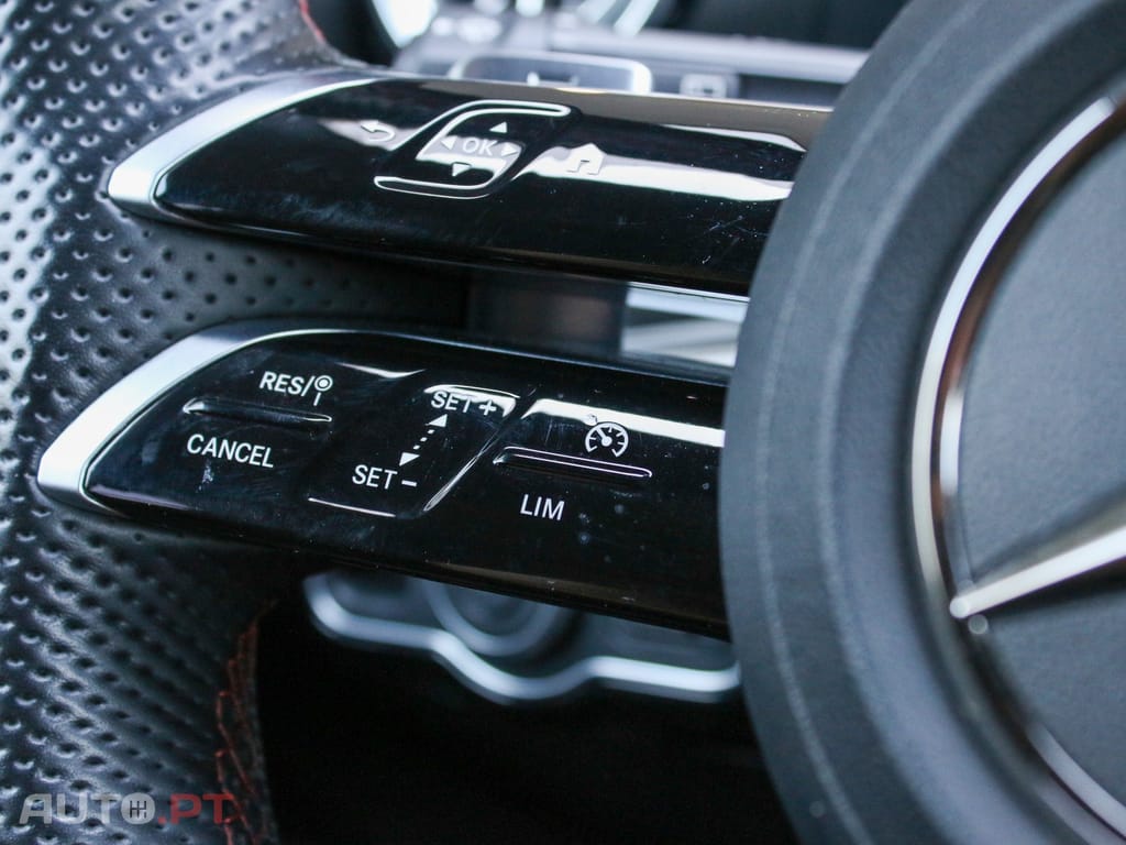 Mercedes-Benz A 250 e 8G-DCT Edition AMG Line