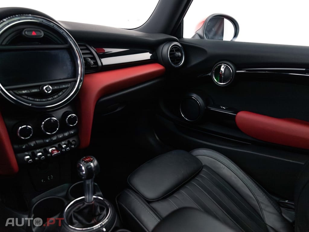 MINI Cooper John Cooper Works