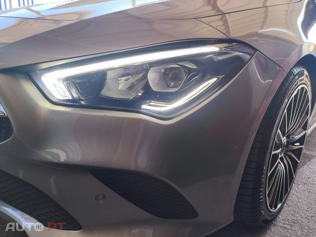 Mercedes-Benz CLA 180 d Shooting Brake 7G-DCT