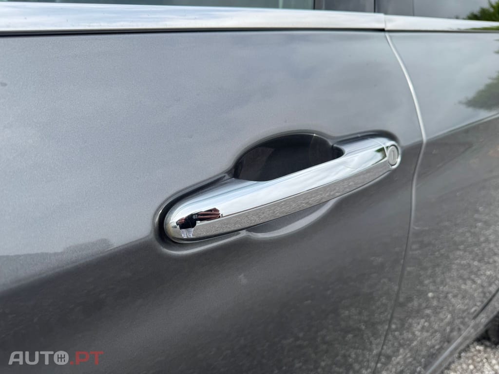 Fiat Tipo 1.3 M-Jet Easy J17