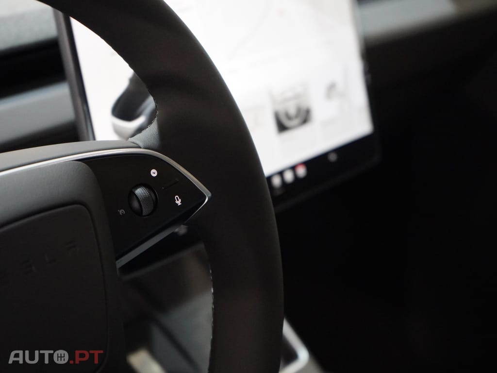 Tesla Model Y Long Range Tração Traseira
