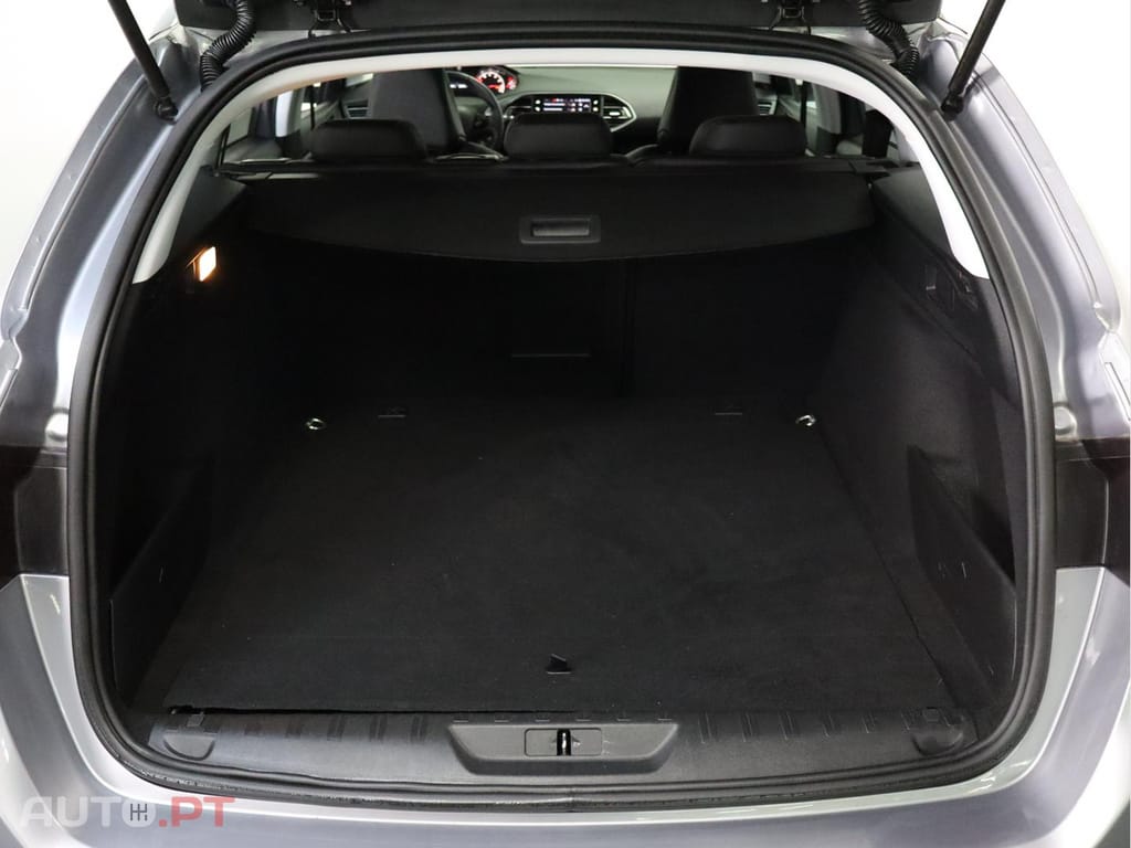 Peugeot 308 SW Style 1.2 PureTech 130cv Eu 6.3d CVM6 SW