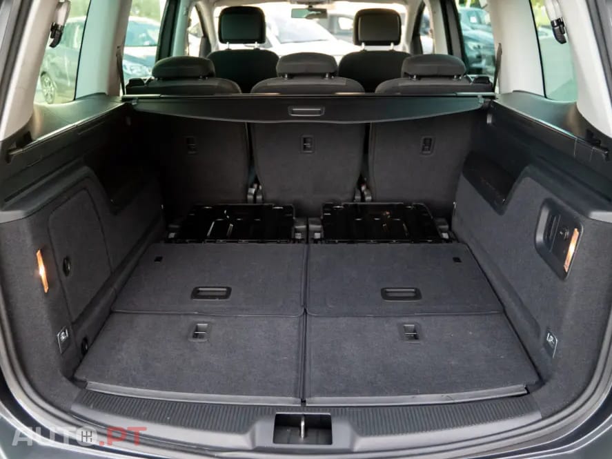 Volkswagen Sharan 2.0 TDI Confortline